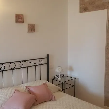 Le Rose Frühstückspension 3*